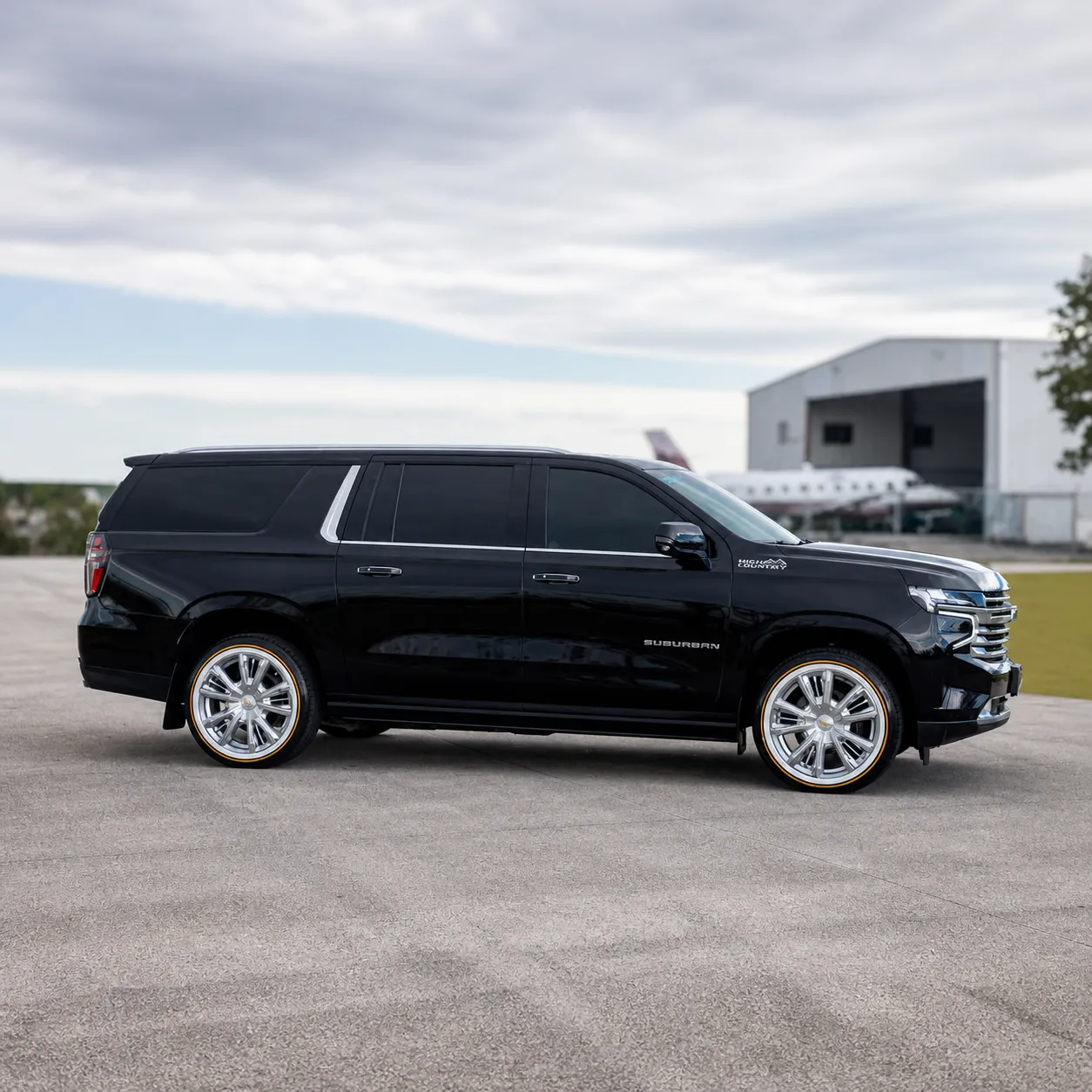 Chevy Suburban High Country